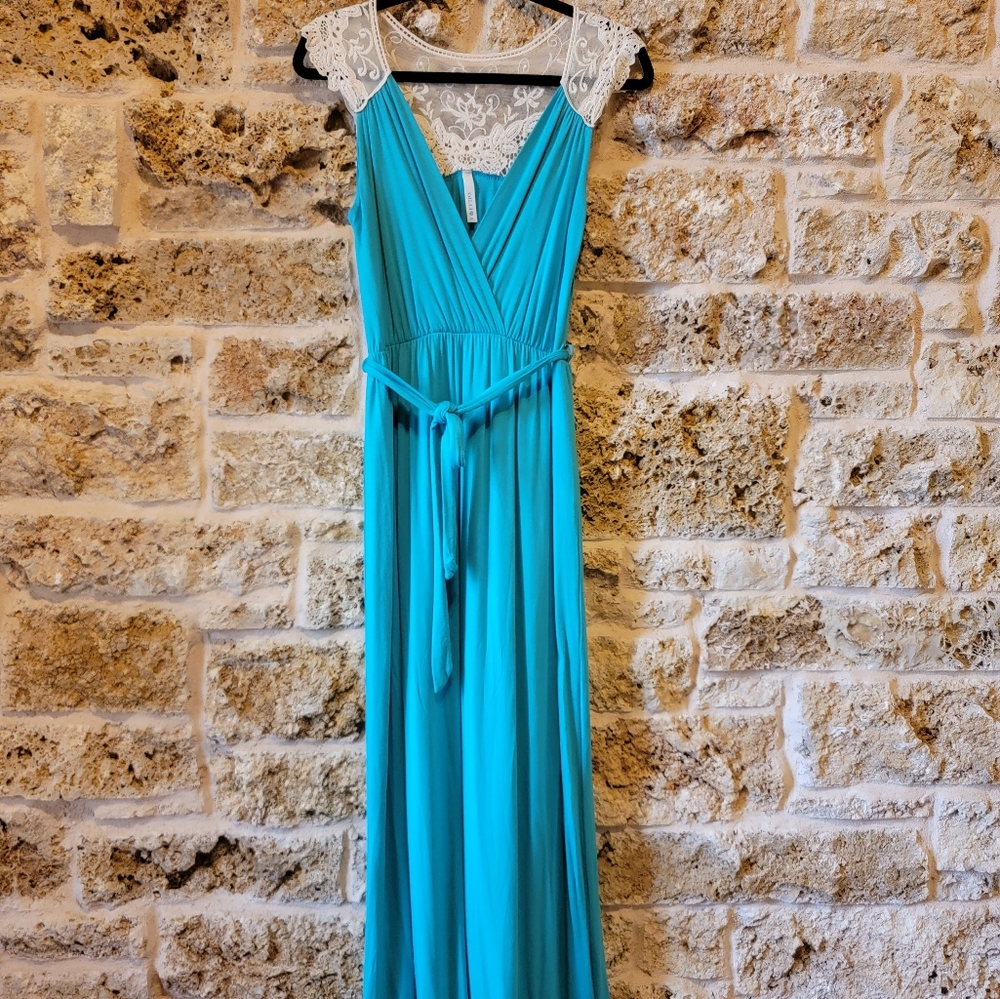 Gilli Jersey Maxi Dress